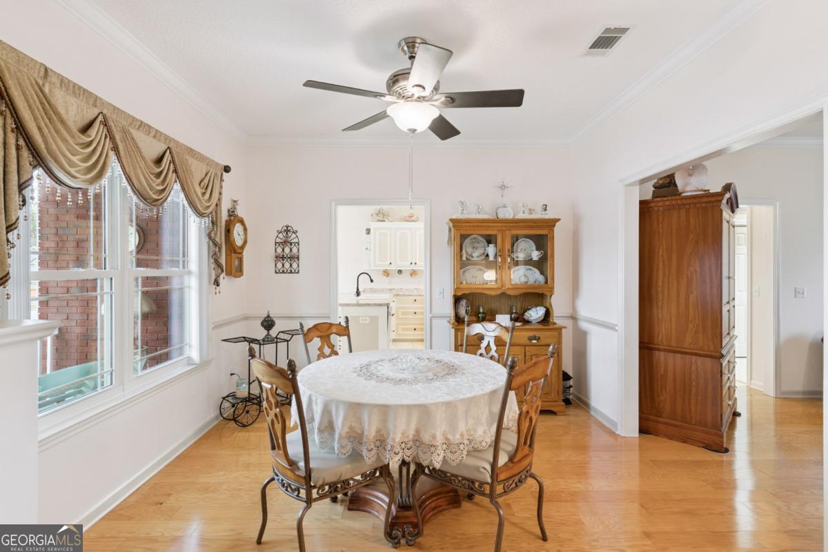 932 Hitching Post Lane