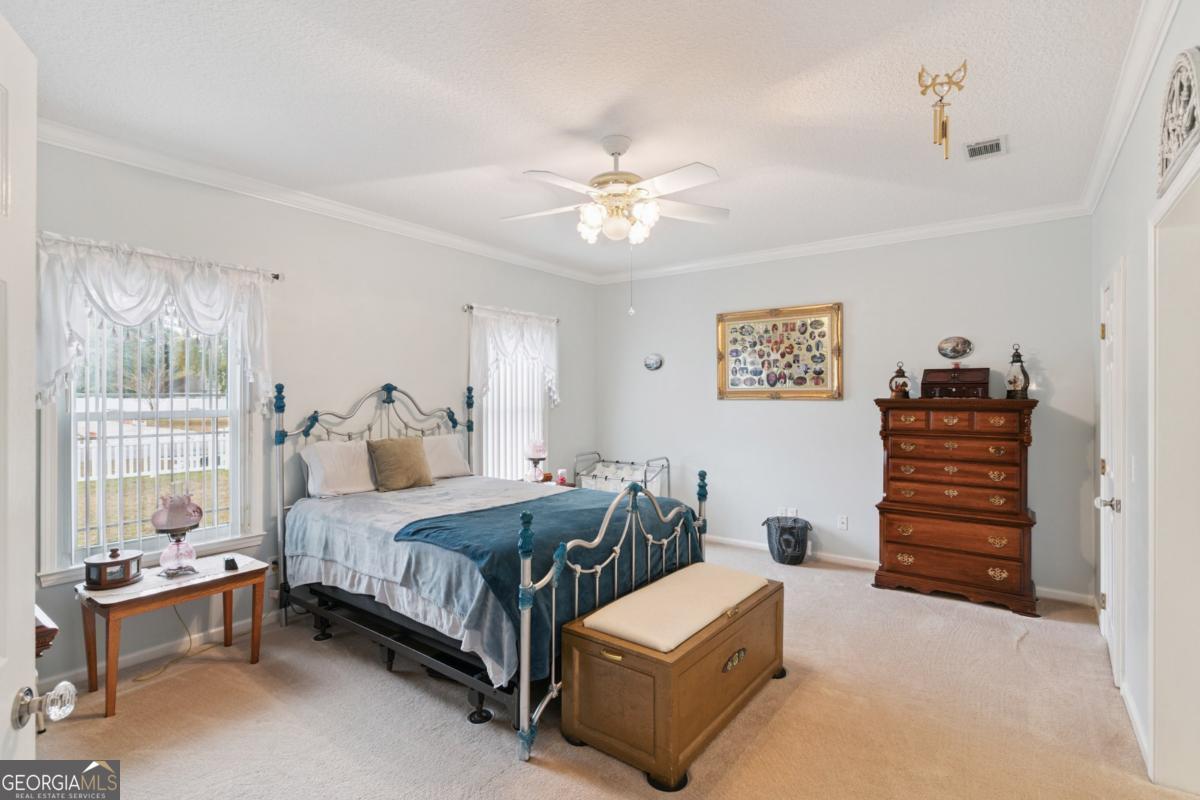 932 Hitching Post Lane