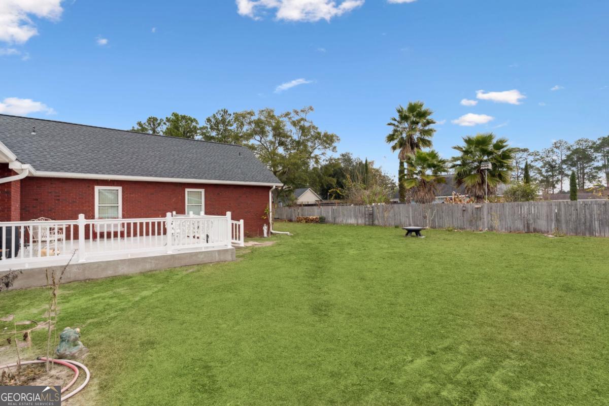 932 Hitching Post Lane