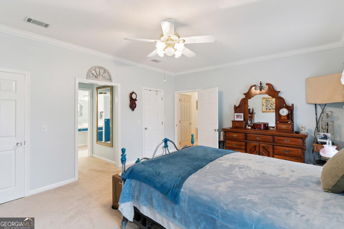 932 Hitching Post Lane