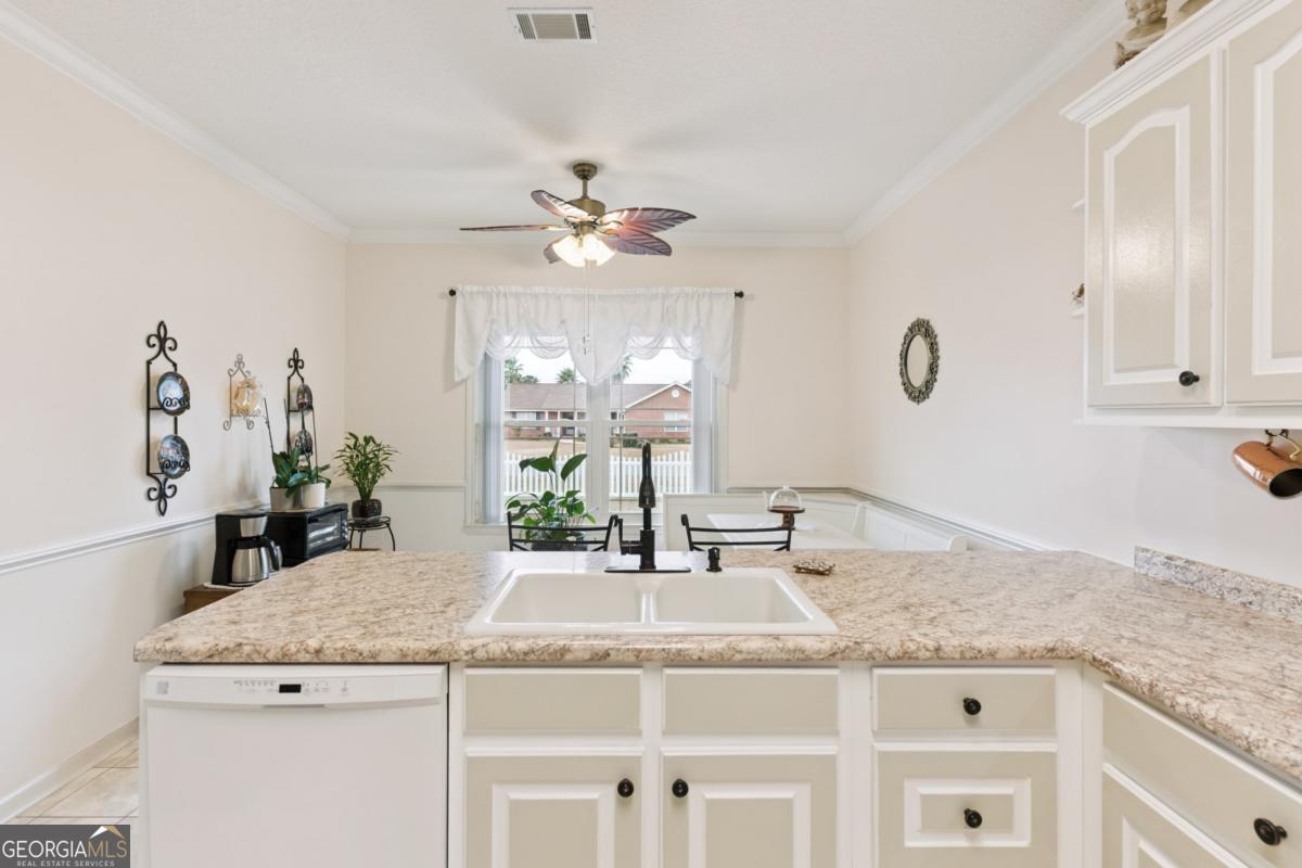 932 Hitching Post Lane