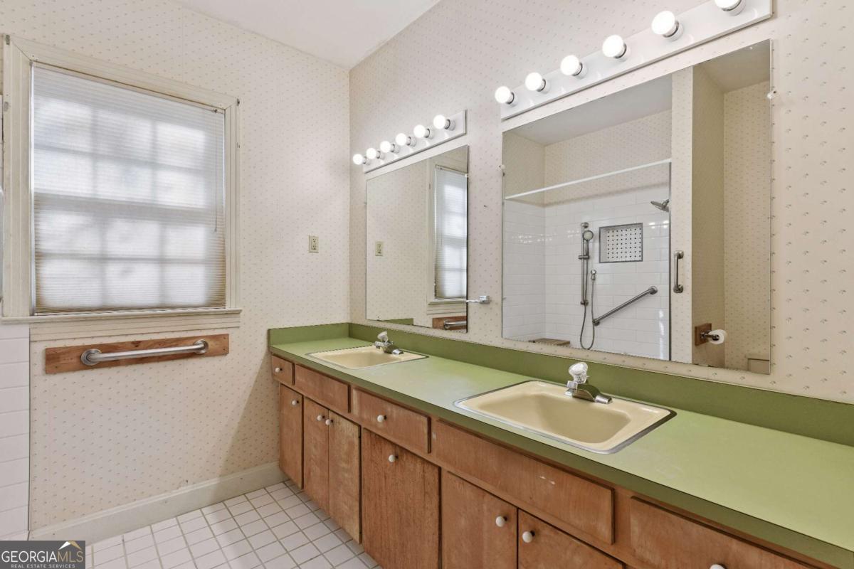 109 King Cotton Road