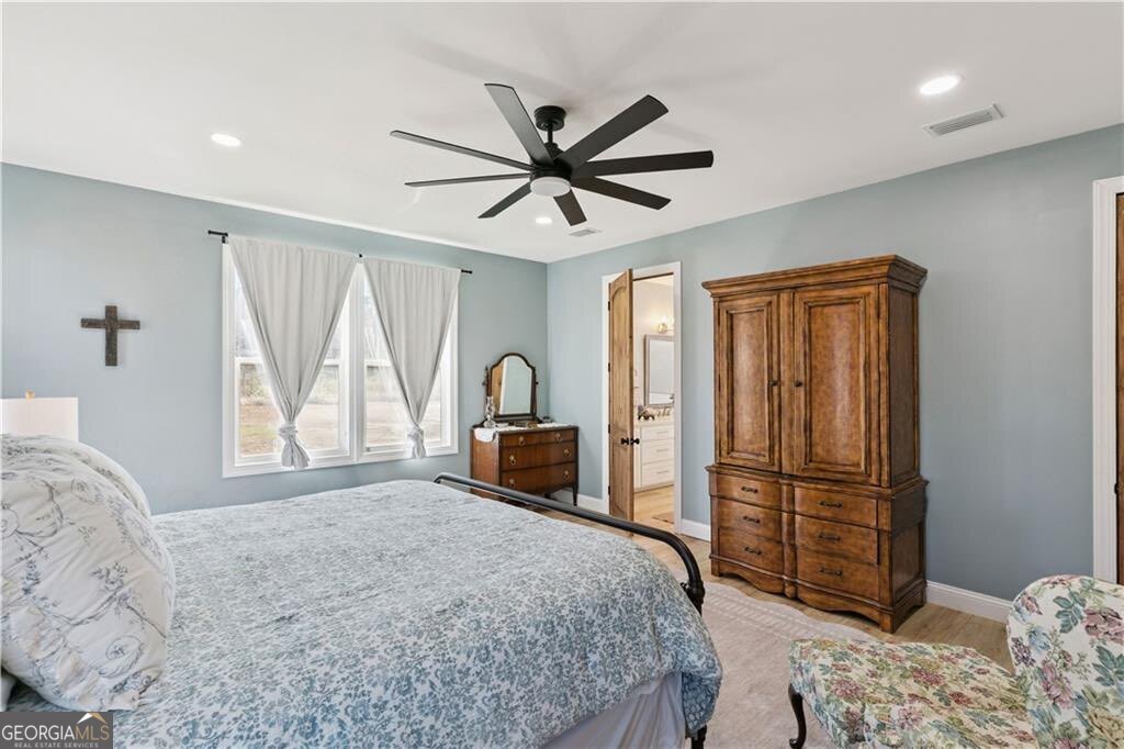 1757 McIntosh Trl SE