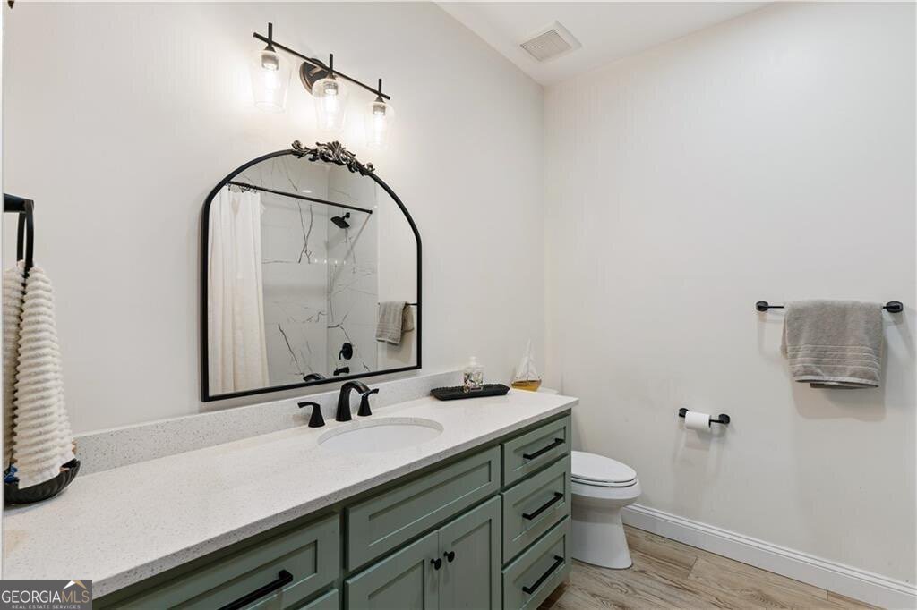 1757 McIntosh Trl SE