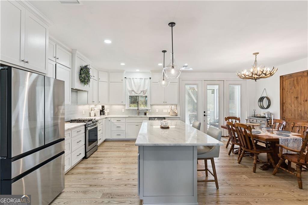 1757 McIntosh Trl SE