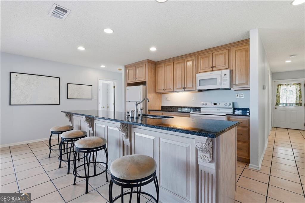 1116 Pleasure Point Lane NE