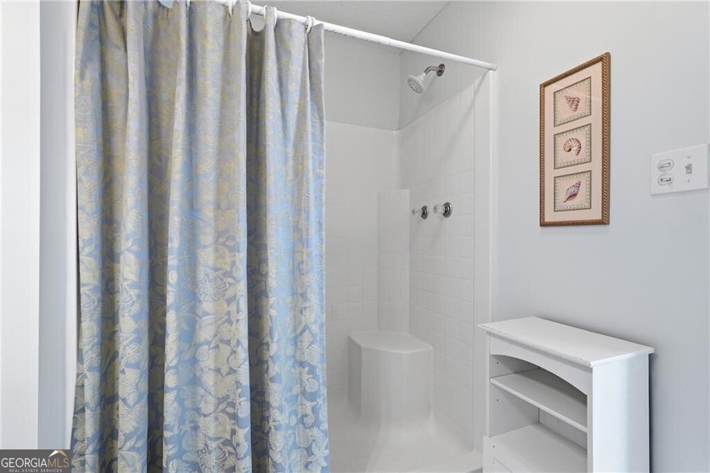 1116 Pleasure Point Lane NE