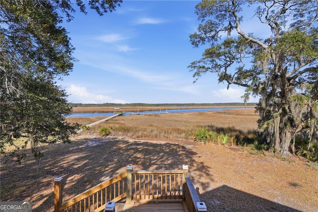 1116 Pleasure Point Lane NE