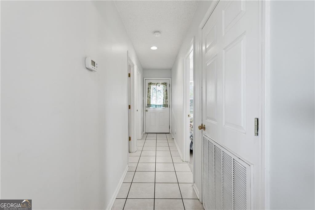 1116 Pleasure Point Lane NE