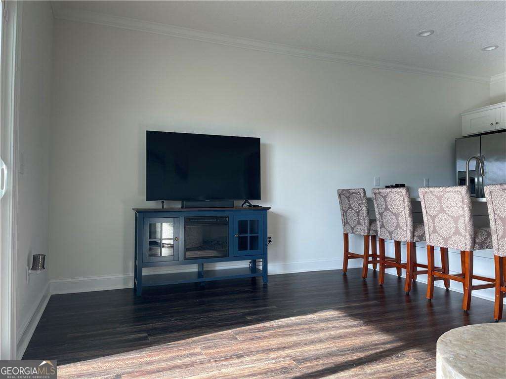 303 Hidden Harbor Way