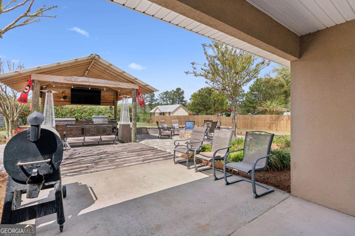 115 Emanuel Loop Road