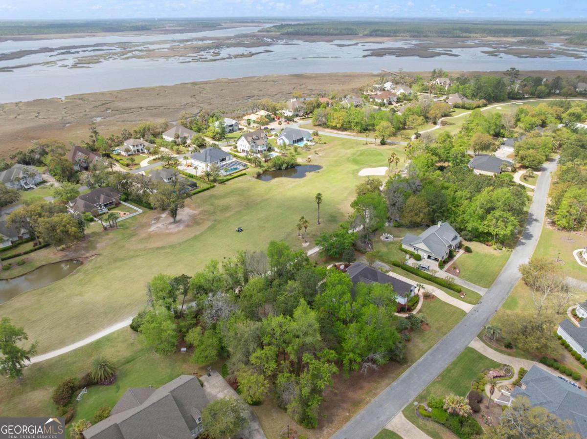 214 Harbor Pointe Drive