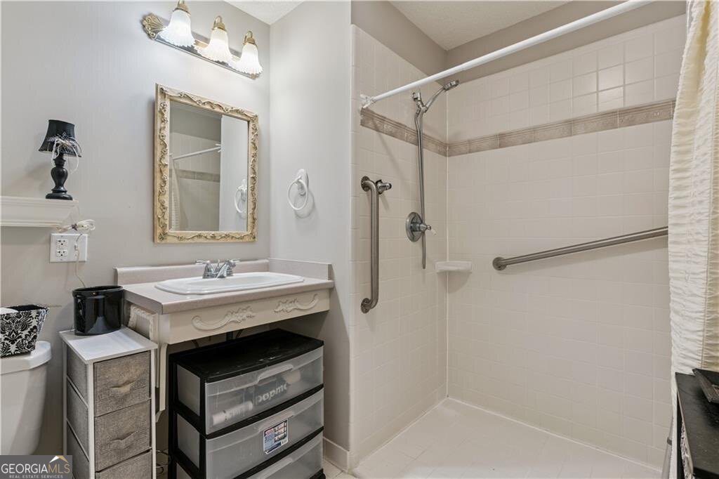 225 West Point Drive, St. Simons