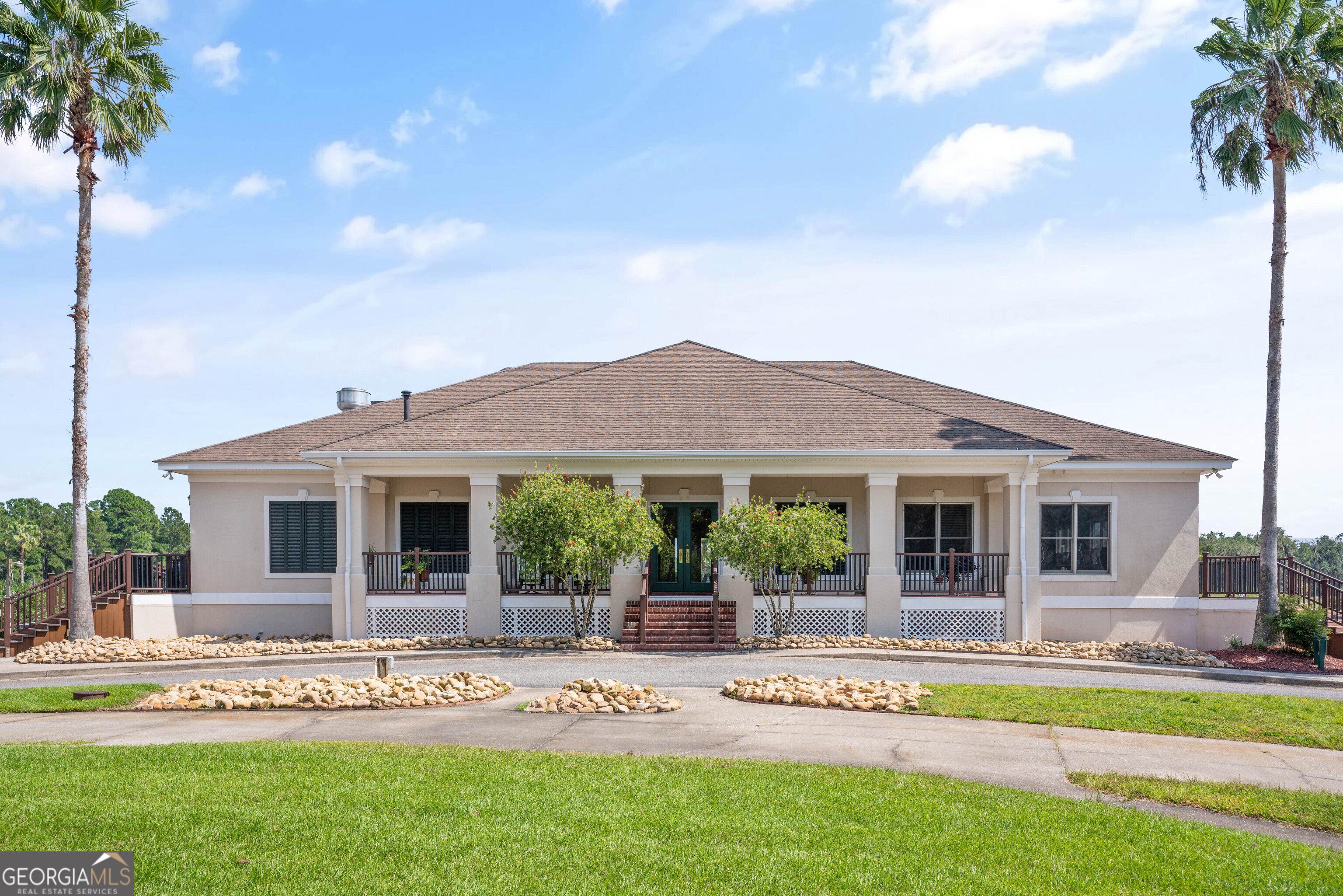 227 Harbor Pointe Drive