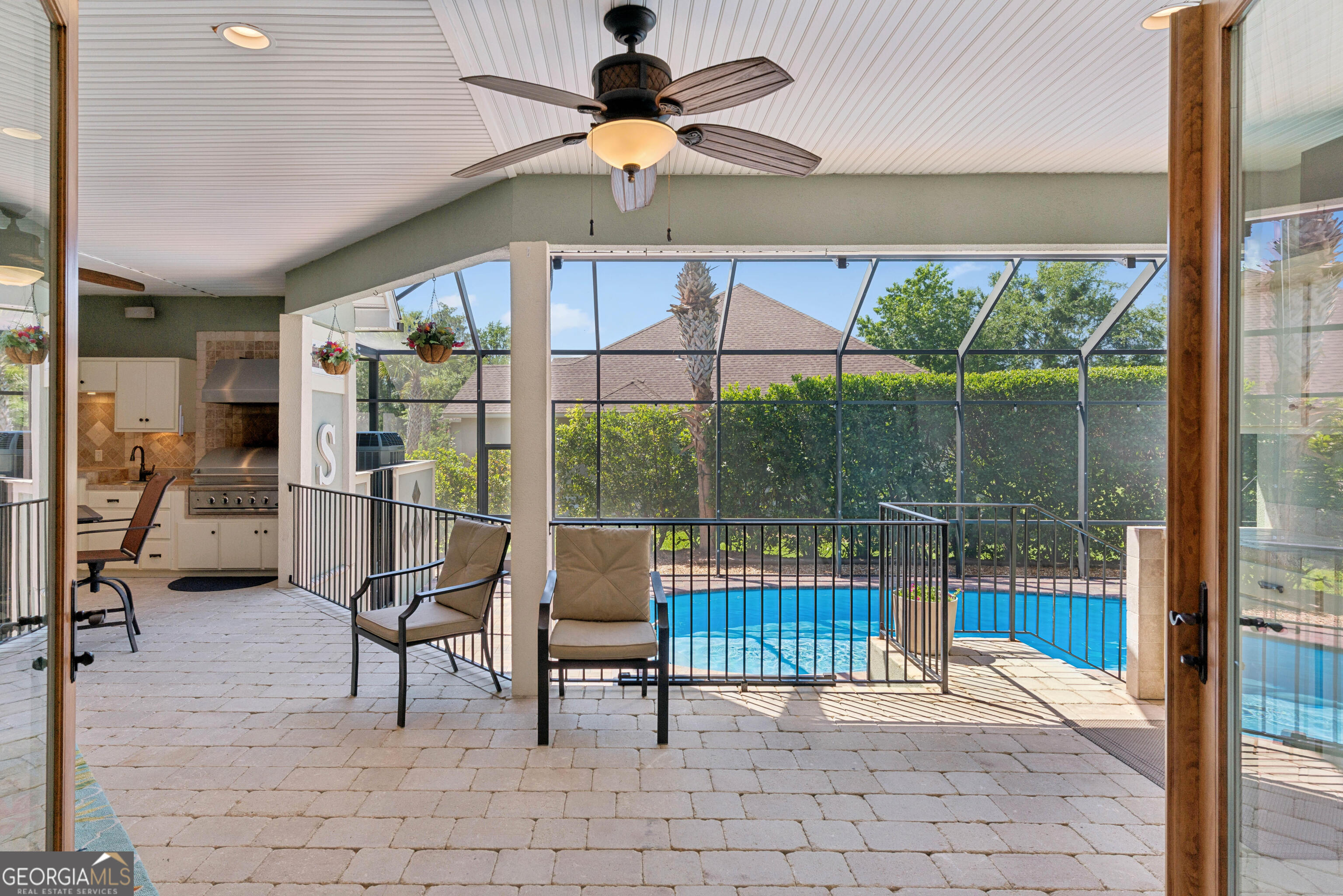 227 Harbor Pointe Drive