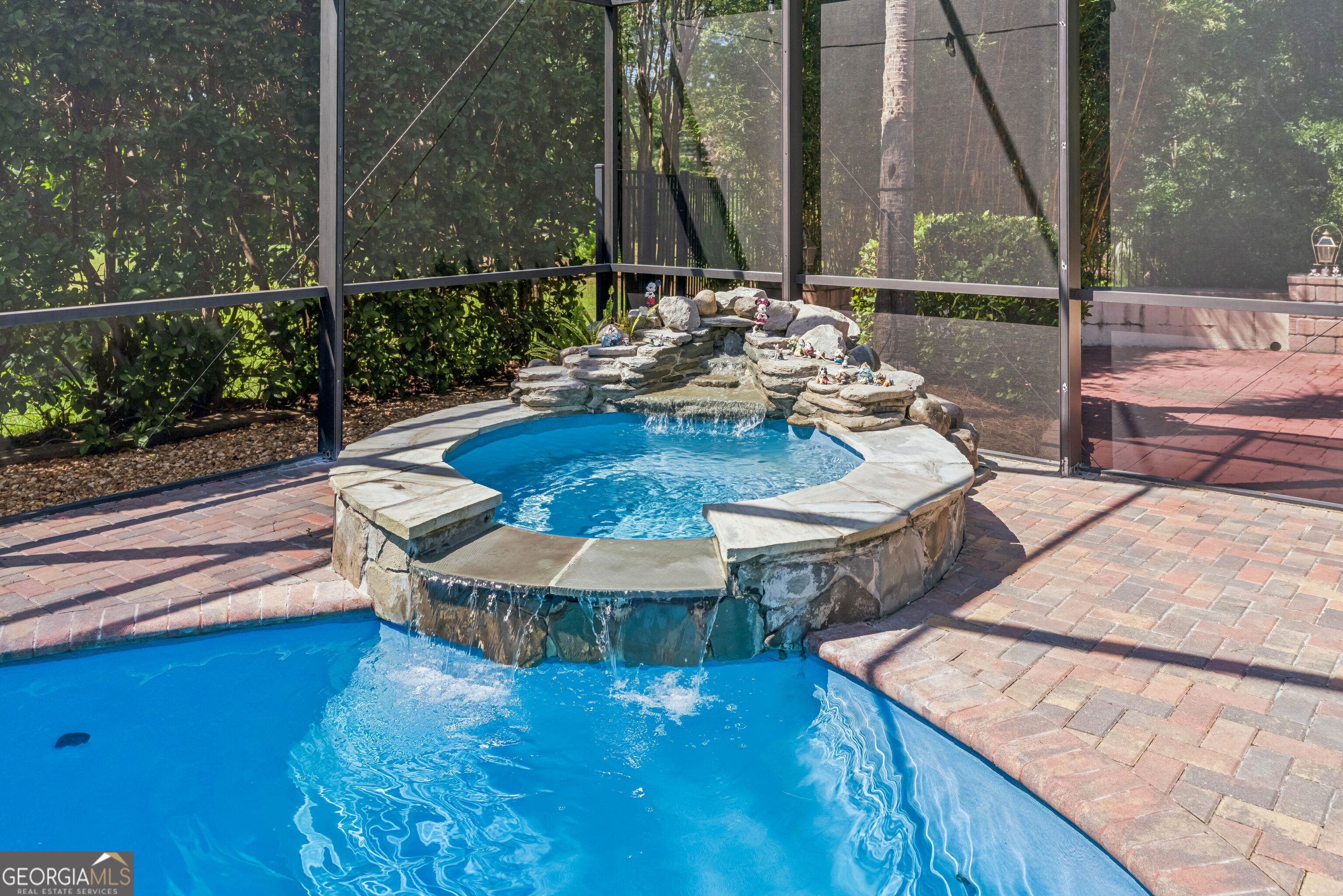 227 Harbor Pointe Drive