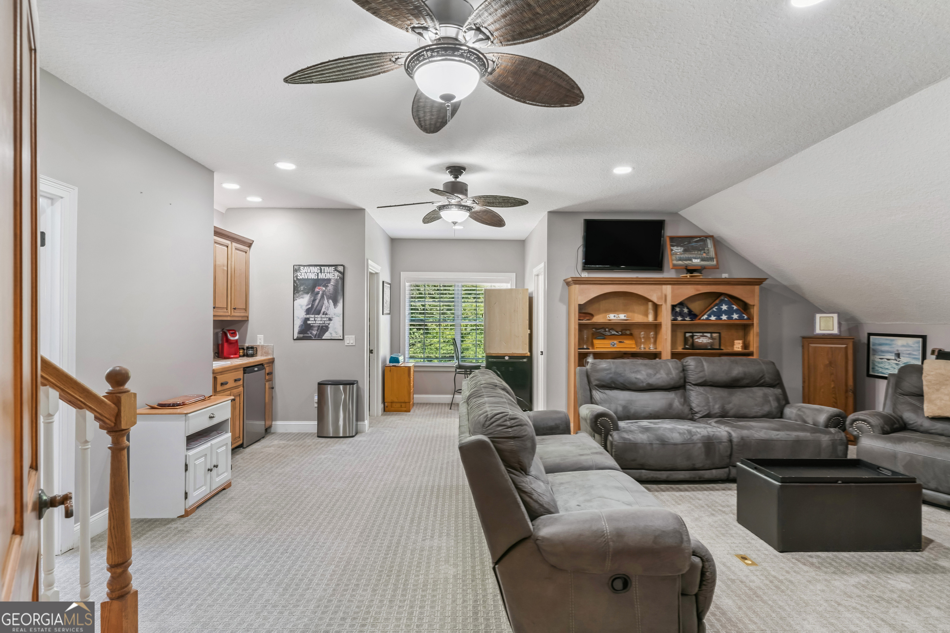 227 Harbor Pointe Drive