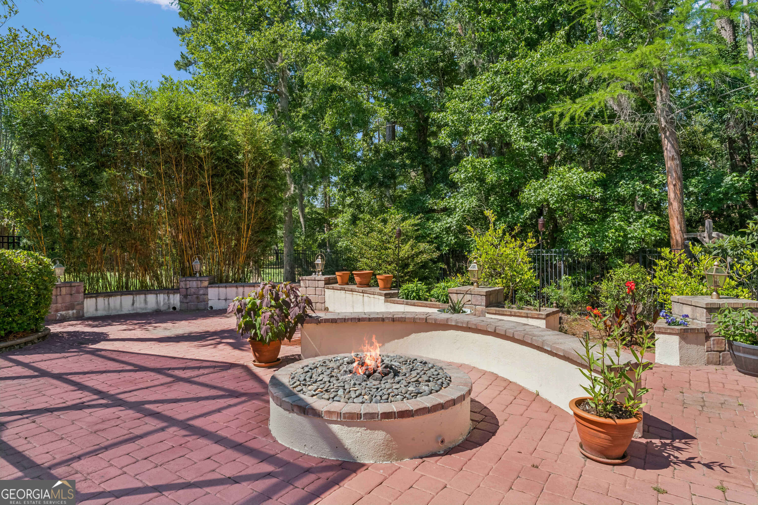 227 Harbor Pointe Drive
