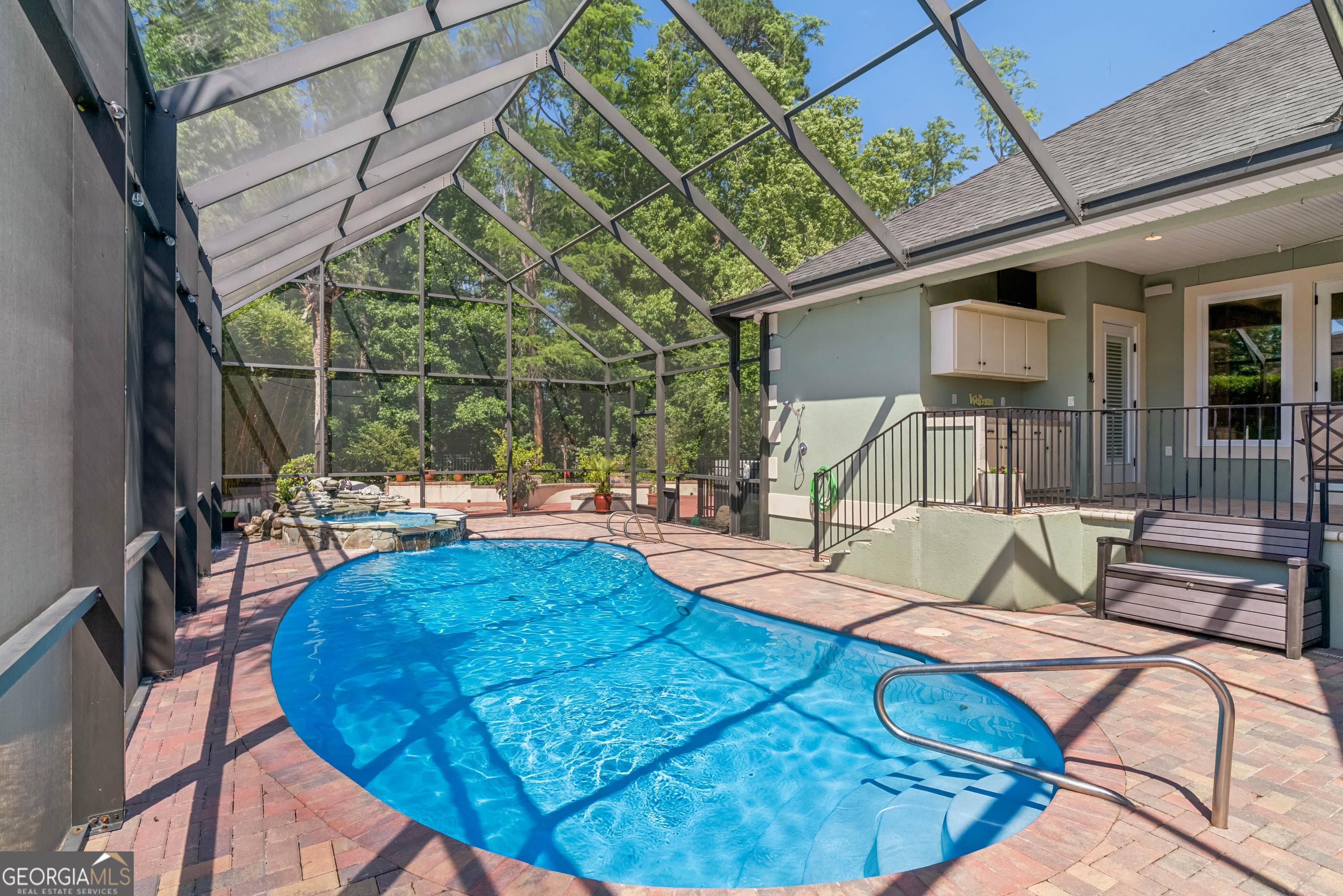 227 Harbor Pointe Drive