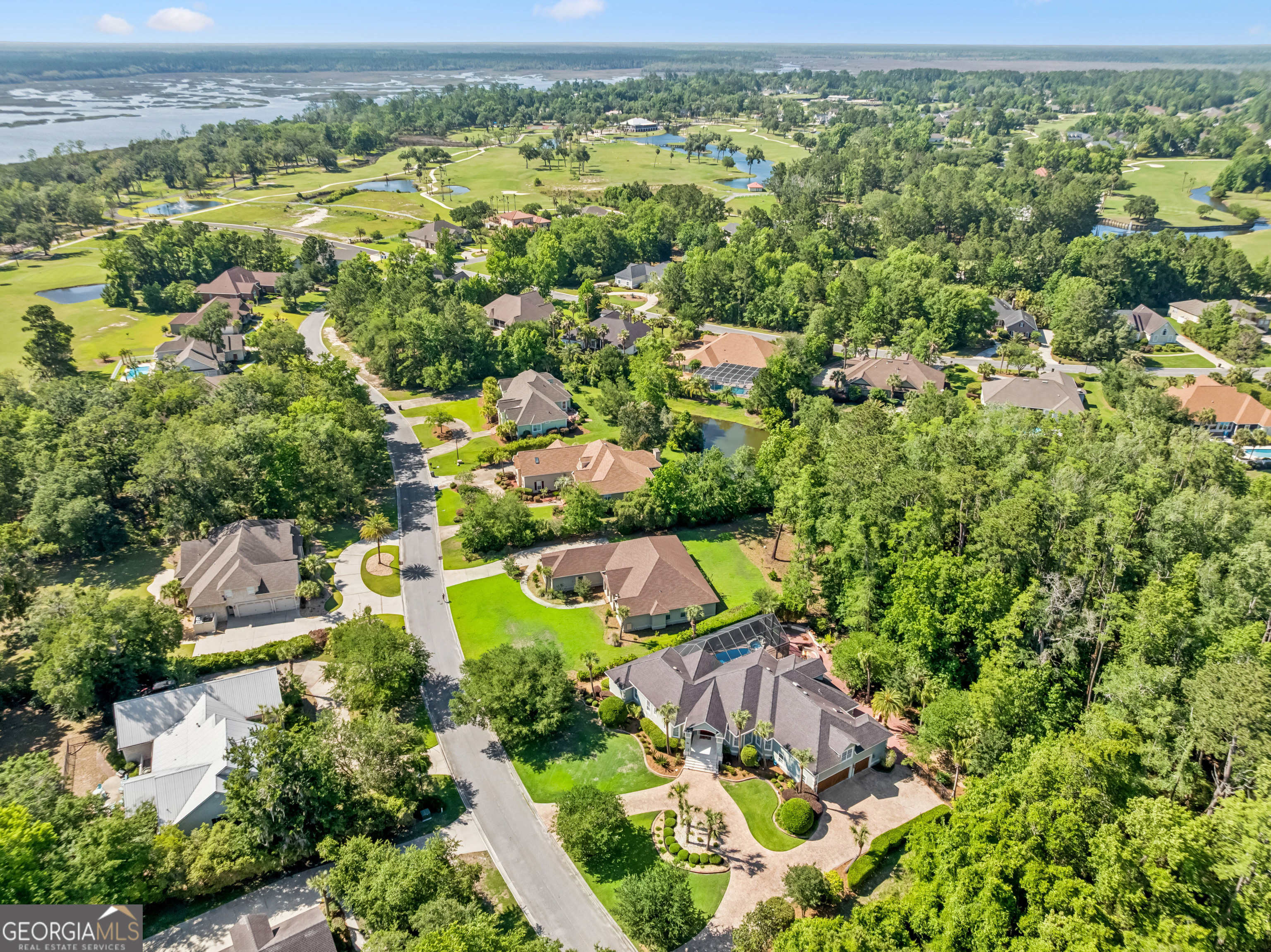 227 Harbor Pointe Drive