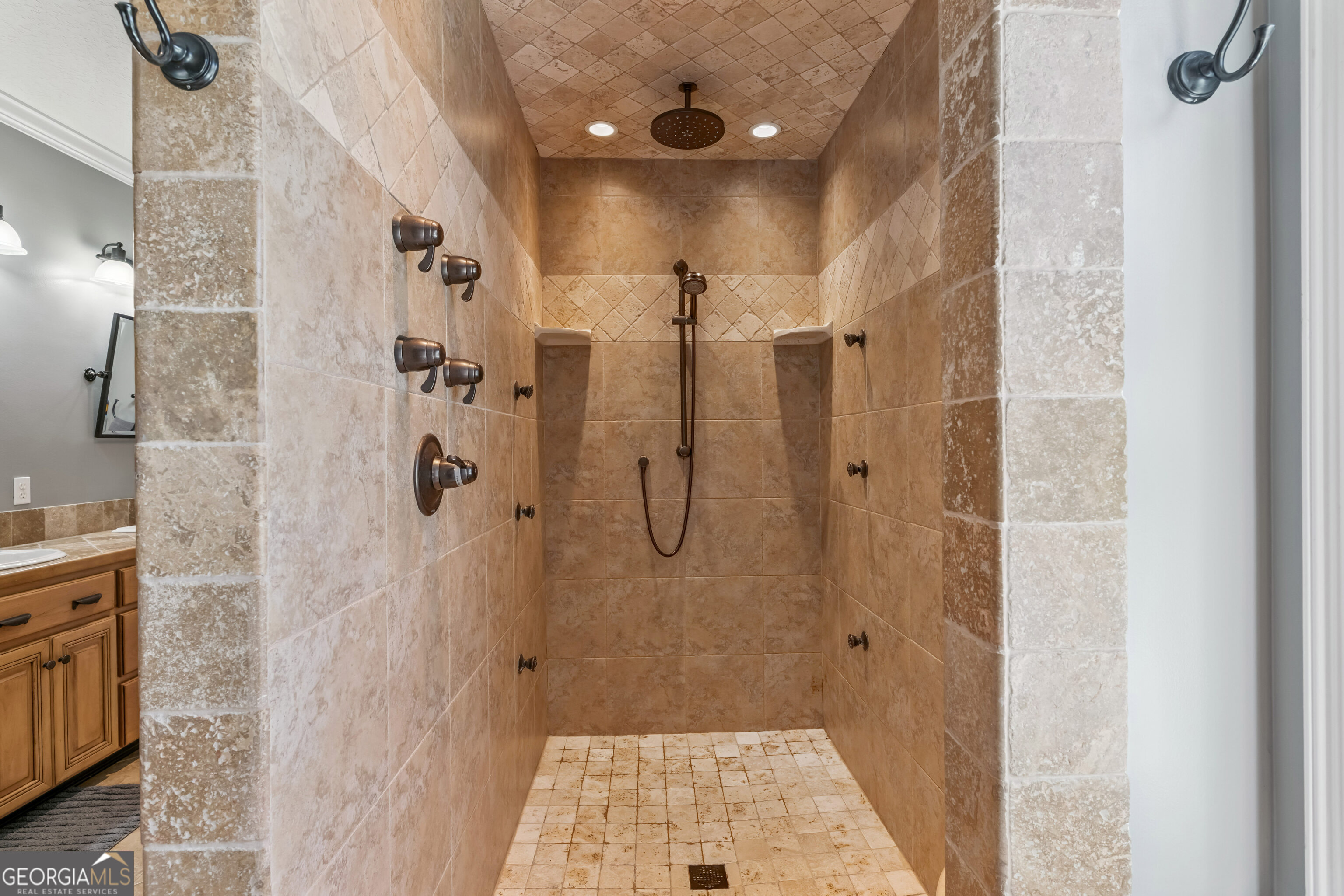 227 Harbor Pointe Drive