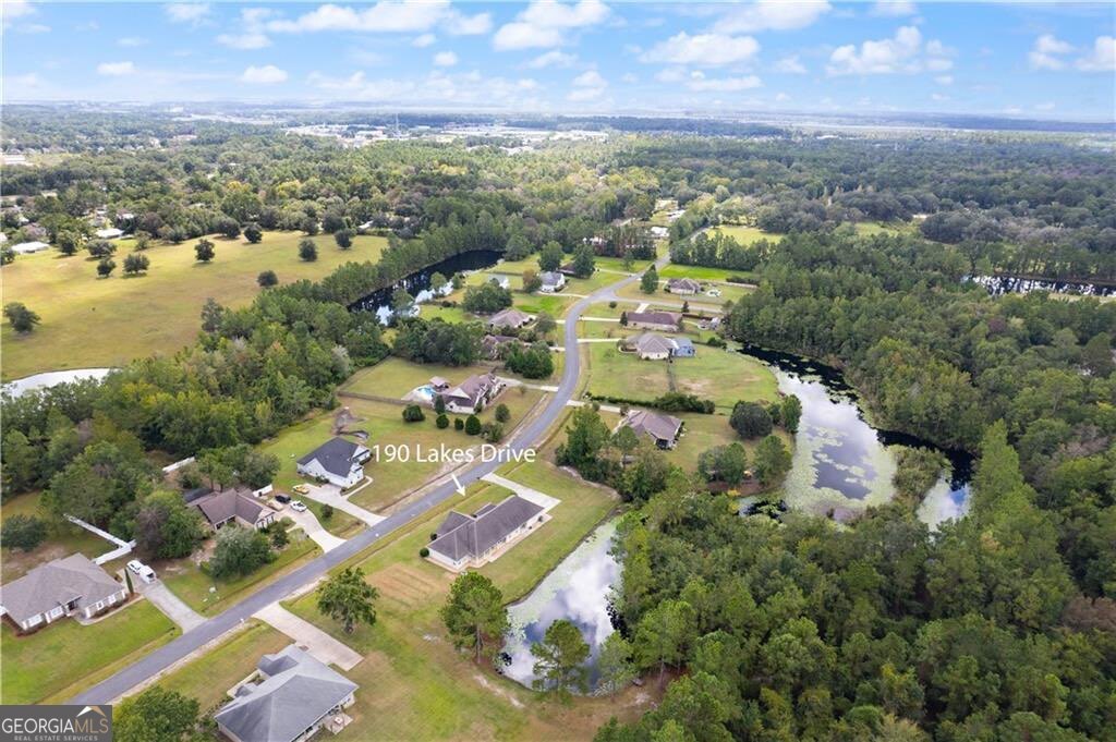 190 Lakes Drive