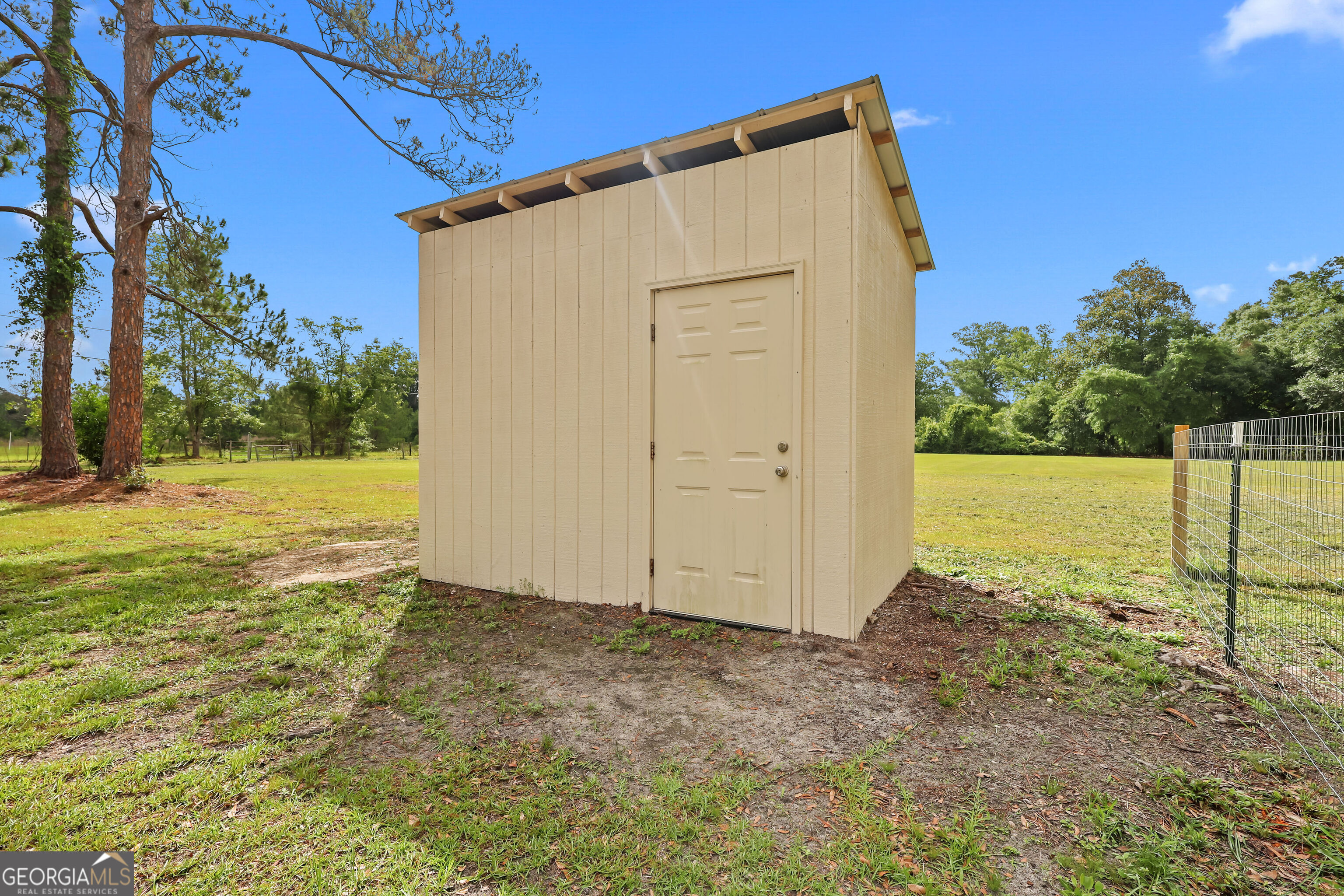960 Old Doctortown Road