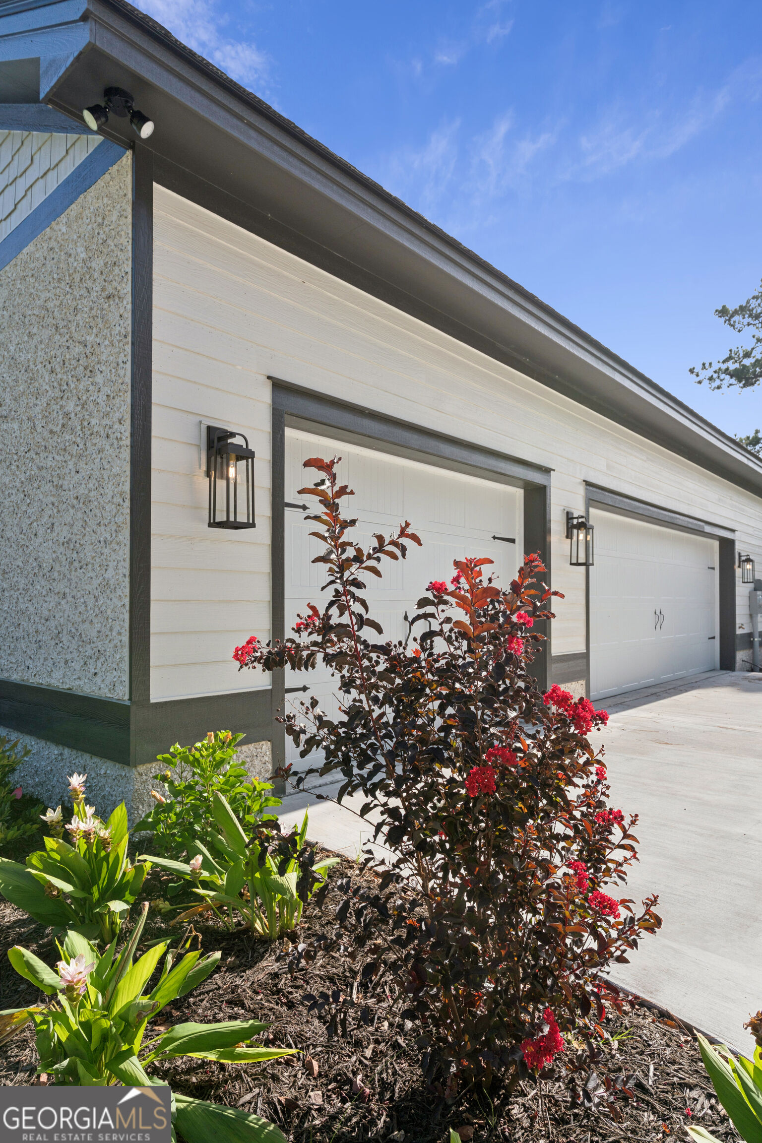139 Winding Trail