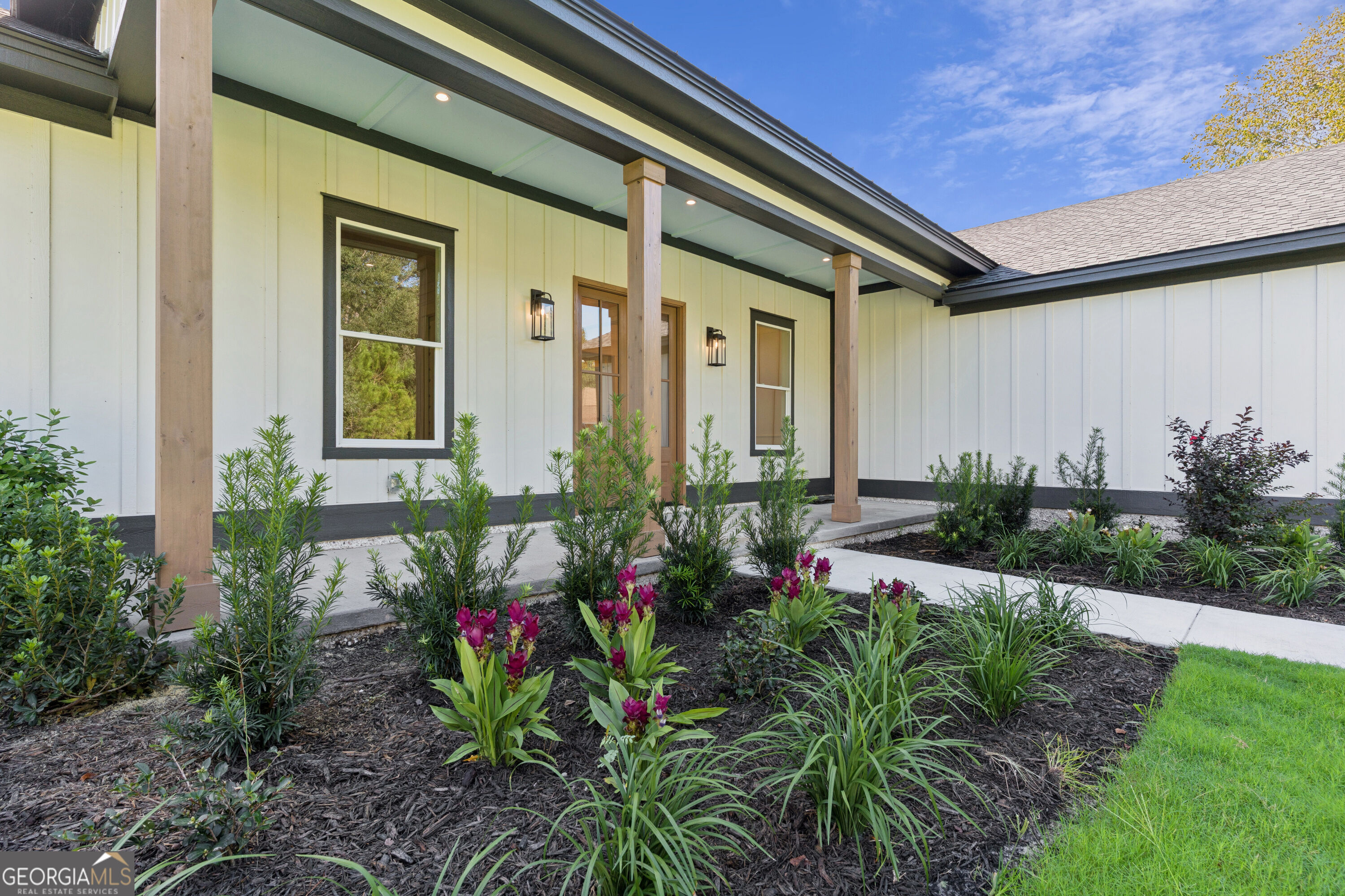 139 Winding Trail
