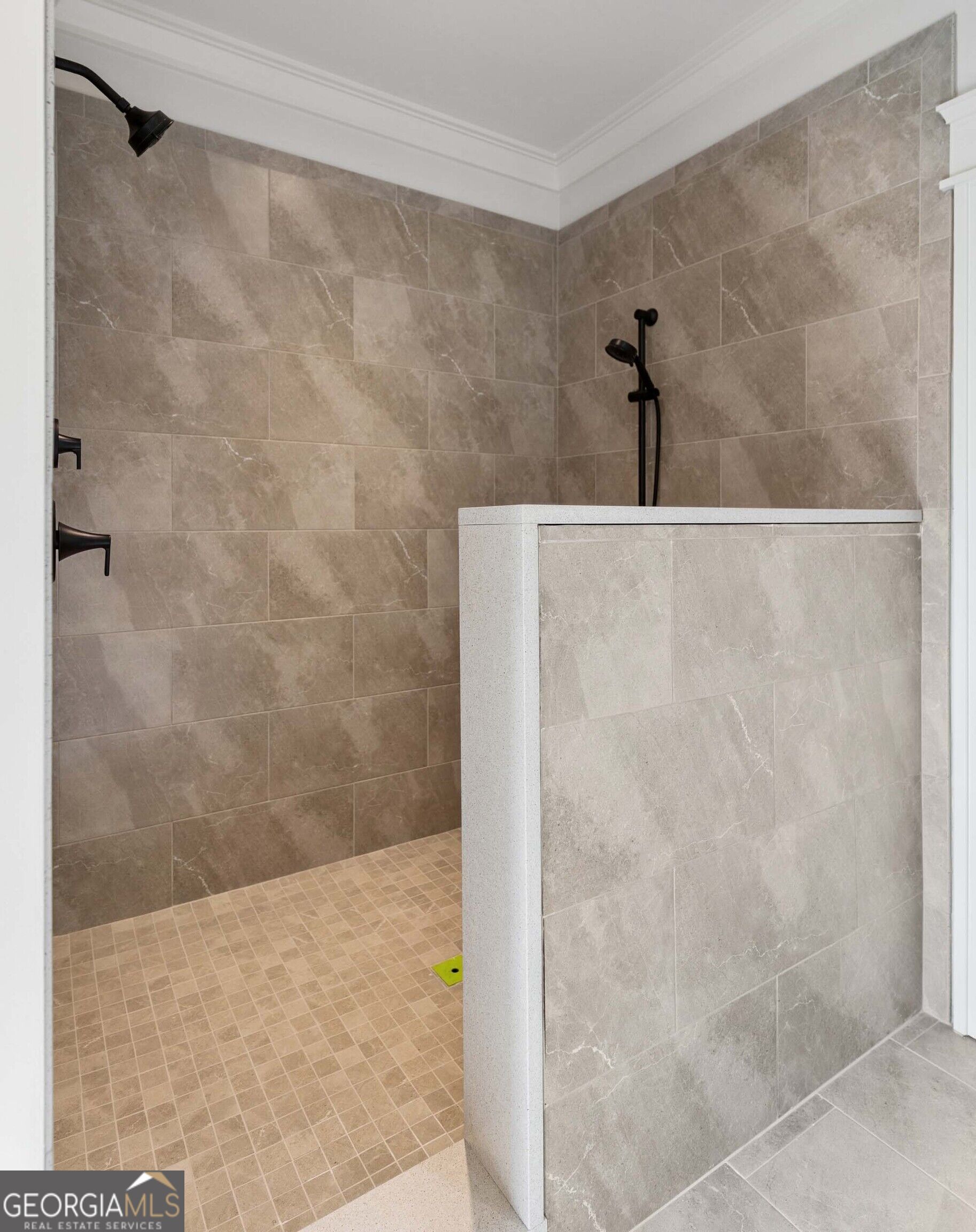 139 Winding Trail