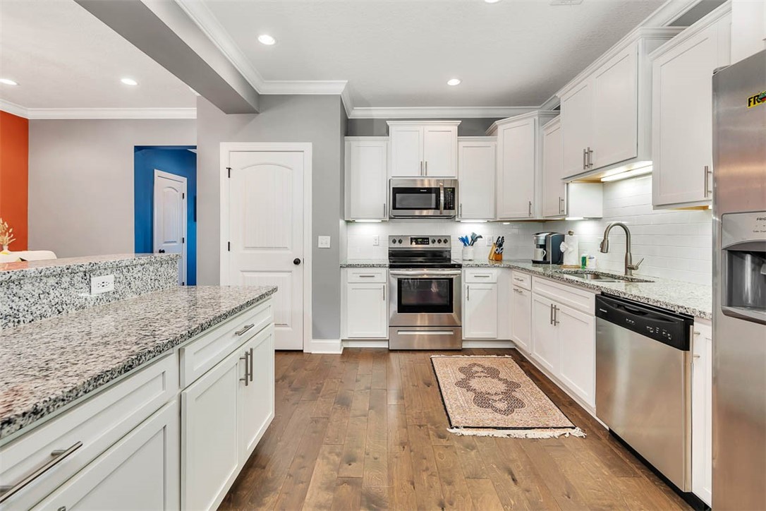 304 Mariners Circle