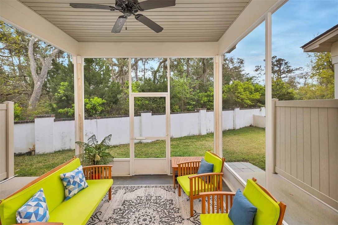 304 Mariners Circle