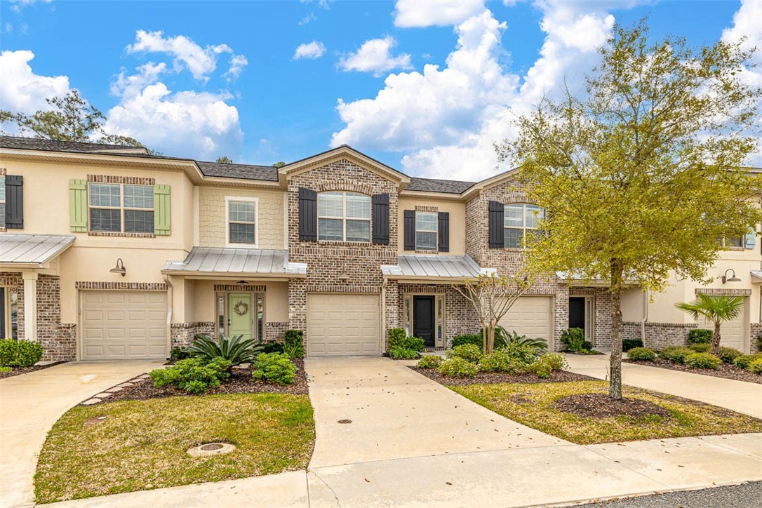 304 Mariners Circle