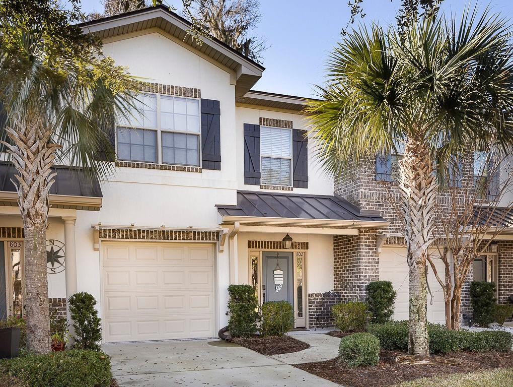 802 Reserve Lane