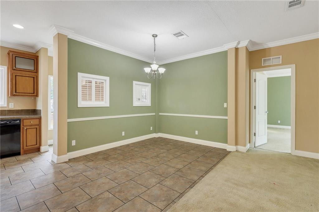 47 Yellow Pine Road