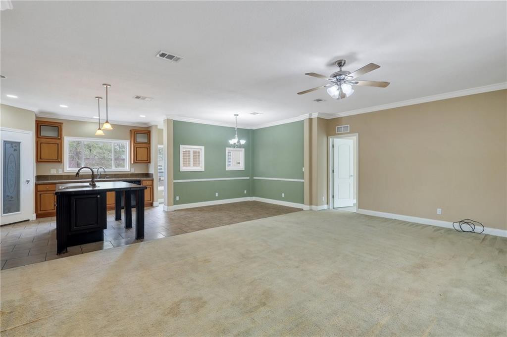 47 Yellow Pine Road