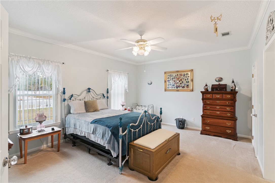 932 Hitching Post Lane