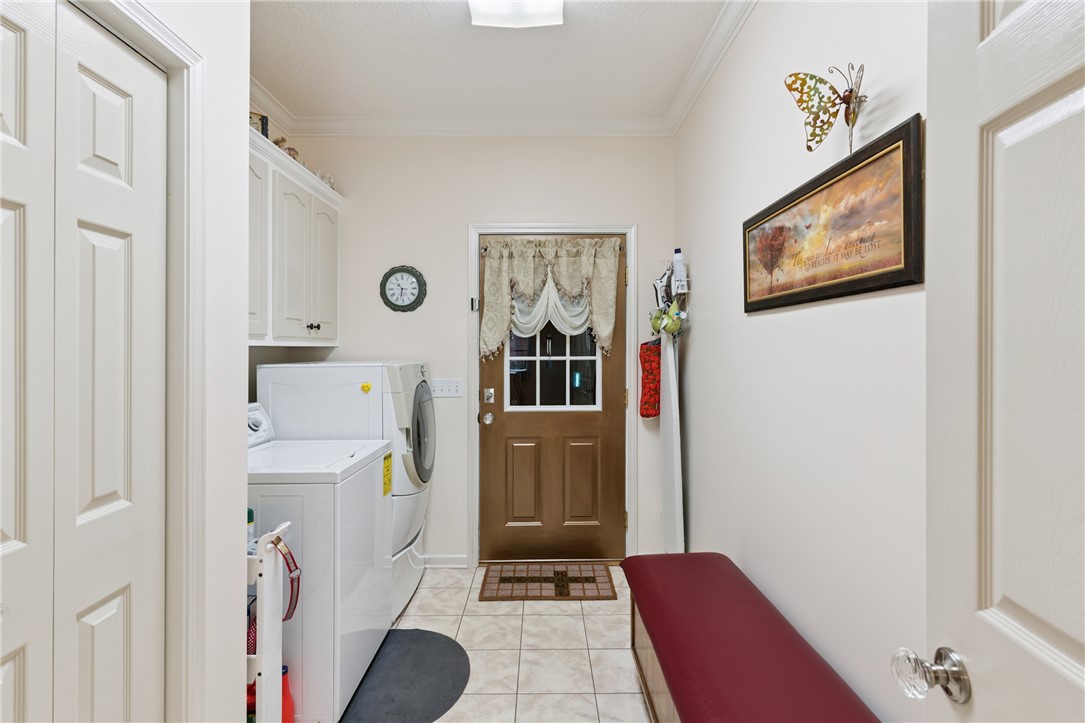 932 Hitching Post Lane