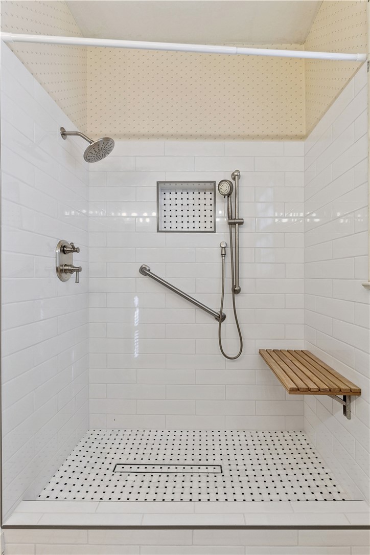 109 King Cotton Road