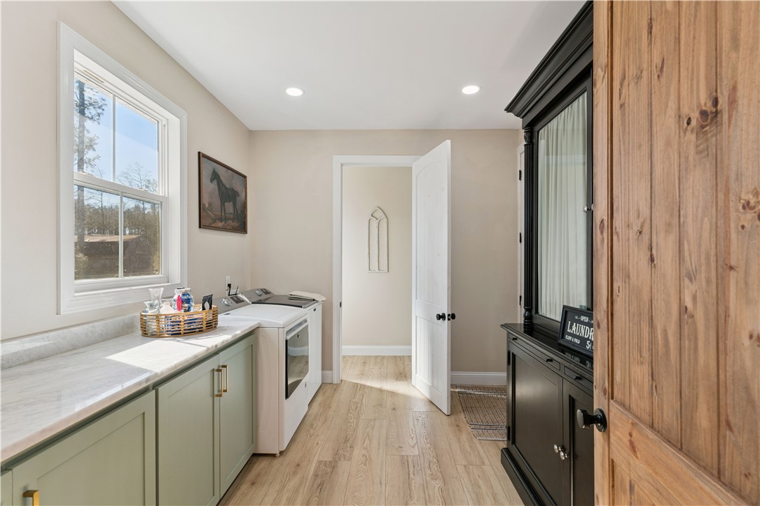 1757 McInstosh Trl SE