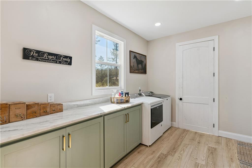 1757 McInstosh Trl SE