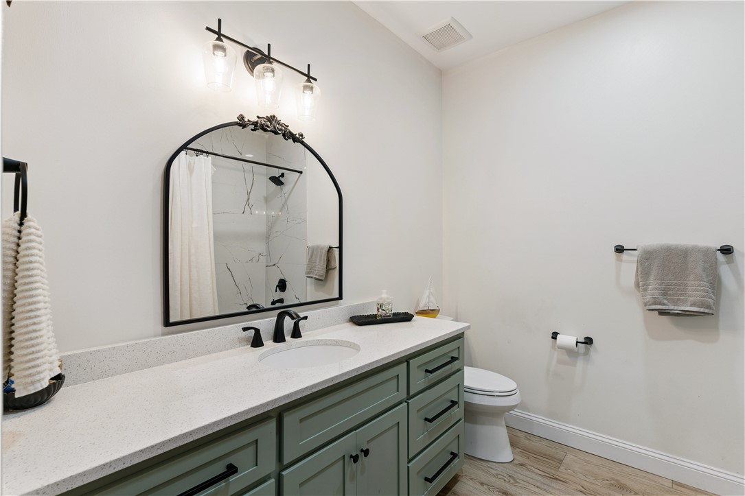 1757 McInstosh Trl SE