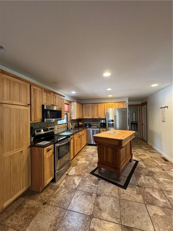 376 Elmer Road