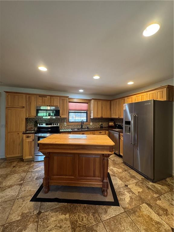 376 Elmer Road