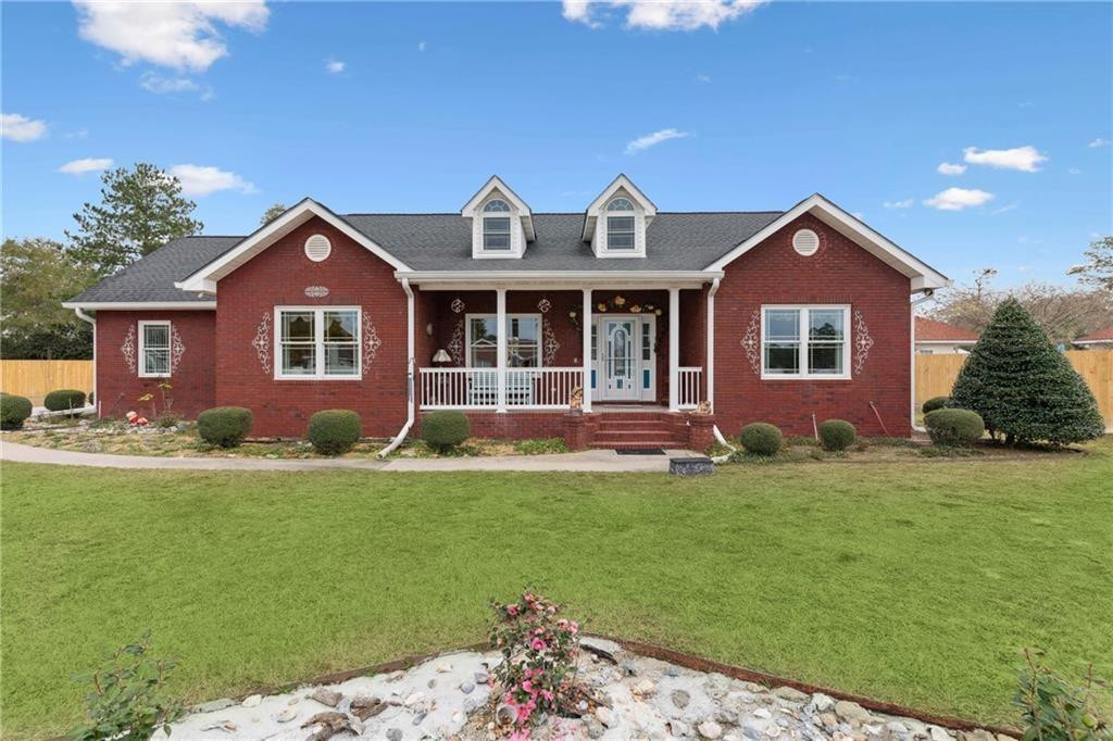 932 Hitching Post Lane