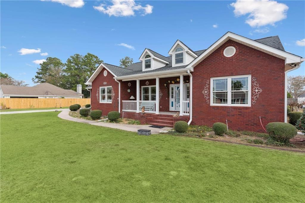 932 Hitching Post Lane