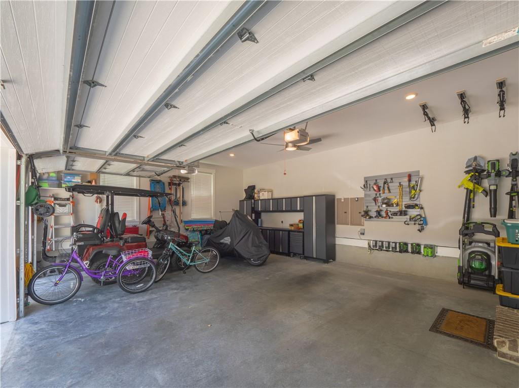 3495 Sutherland Bluff Drive NE