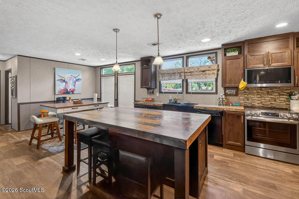 110 Wooley Place