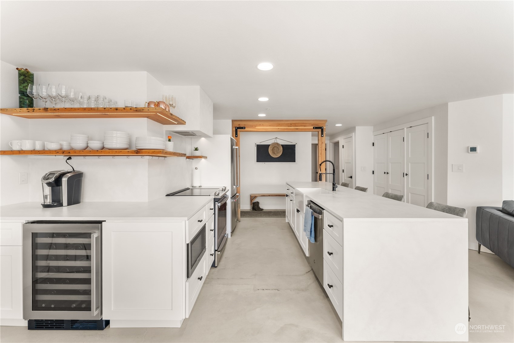 808 W Manson Highway Unit: D103