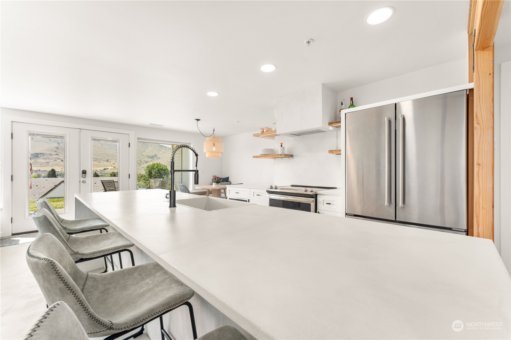 808 W Manson Highway Unit: D103